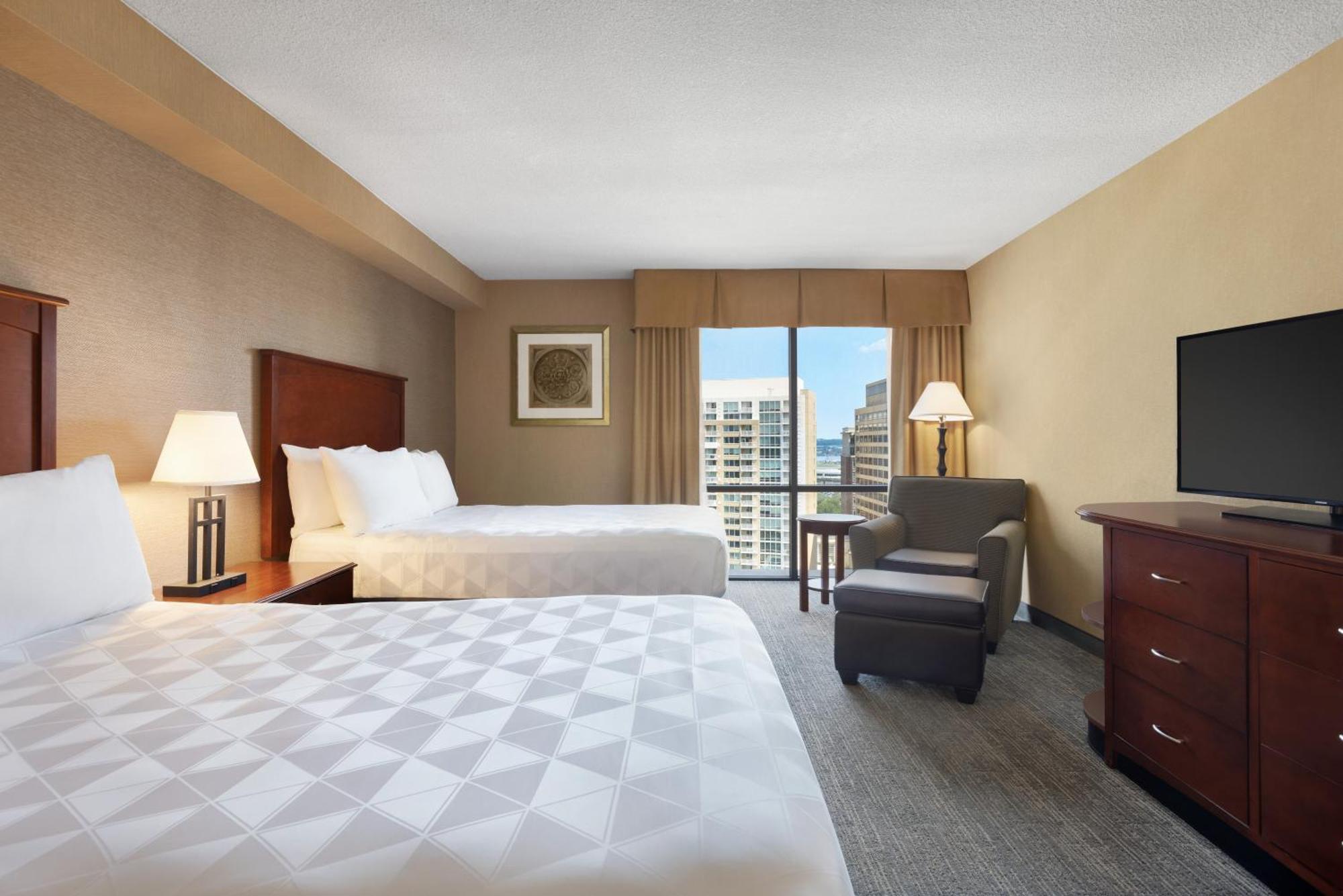 Holiday Inn National Airport/Crystal City By Ihg Arlington Ngoại thất bức ảnh